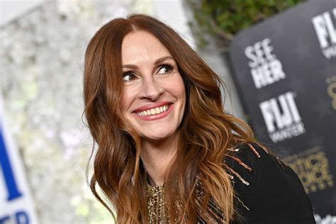 Julia Roberts Says Sharing A Rare Photo Of Her Twins Was A Total “proud