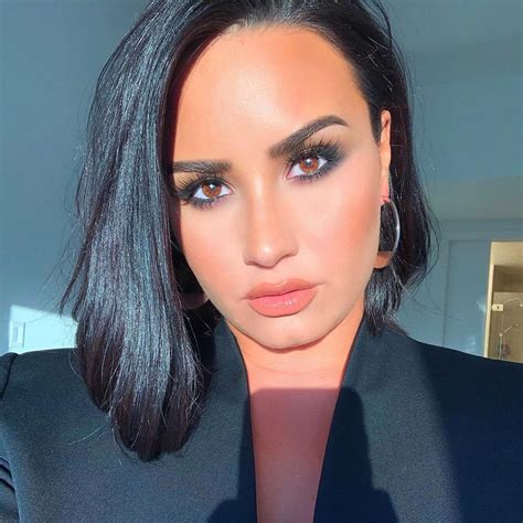 Demi Lovato Apologizes After Major Backlash Over Her Free Trip To Isreal