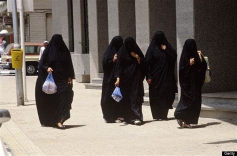 Saudi Arabian Women Urged To Protest Against Driving Ban By Getting