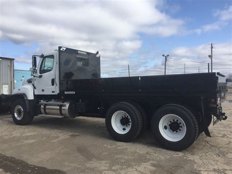 16 Ft Flatbed Warren Truck And Trailer Inc