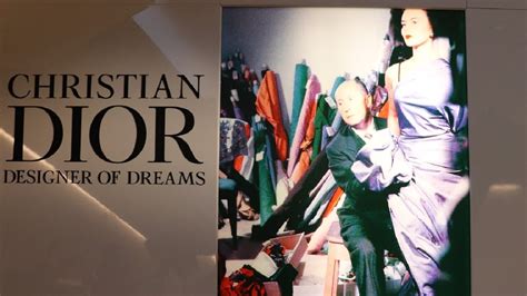 Exhibition Review Christian Dior Designer Of Dreams At The Victoria