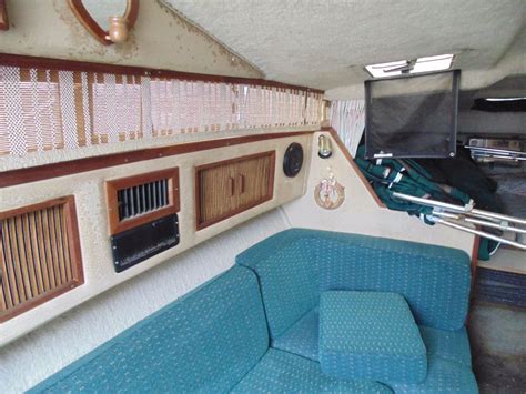 For sale a 1995 28 larson cabin cruiser, with 2 4.3 inboard motors. Sea Ray 28' Cabin Cruiser 1986 for sale for $200 - Boats ...