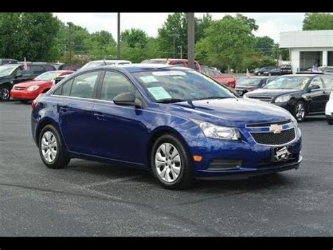 Отзывы о chevrolet cruze 2012 г. 2012 Chevrolet Cruze LS 1.8 Start Up and Full Tour - YouTube