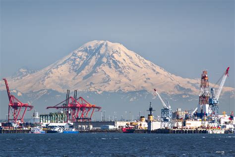Mount Rainier Behind Port Of Seattle Mfeingol Flickr