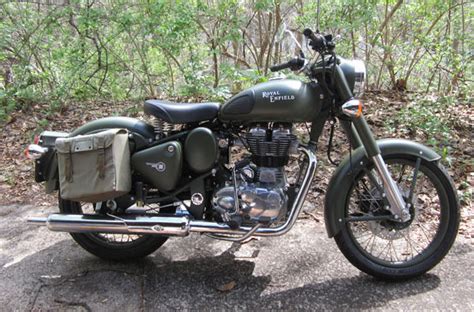 Royal enfield showroom in delhi: 2013 Royal Enfield Bullet C5 Military Green
