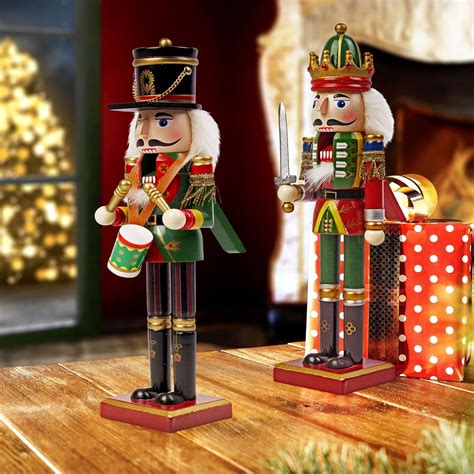2 Pack Christmas Wooden Nutcracker Xmas Nut Cracker Traditional Festive Decor 5060686328565 Ebay