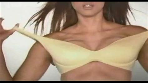 tyra banks victoria s secret yellow bra 000041 porn pic eporner