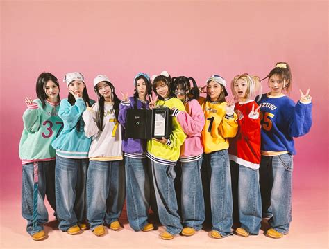 Twice Official Fanclub ONCE 4th Generation - Twice (JYP Ent) Photo