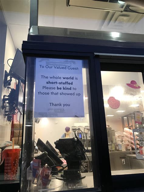 At Dunkin’ Donuts Dunkin’ Donuts I waited for 15 minutes w/3 cars in