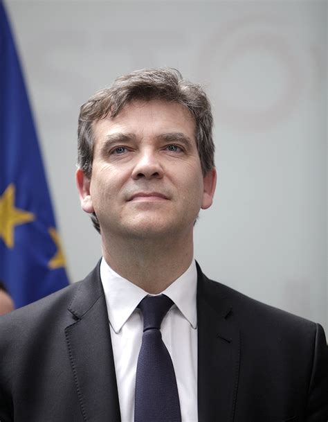 arnaud montebourg sa bio et toute son actualité elle