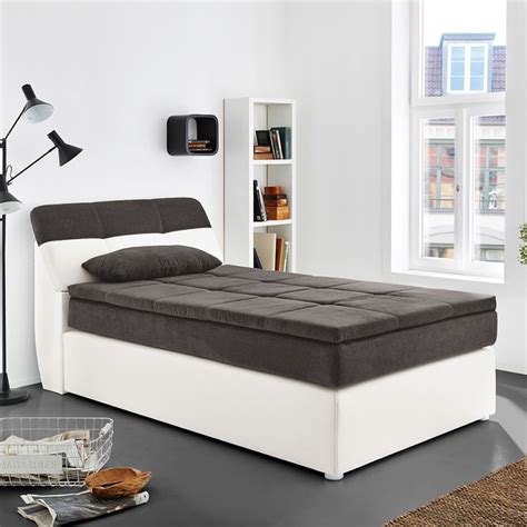 Für singles dürfte ein 120 cm breites boxspringbett somit eine attraktive option. schlafzimmer ideen roller in 2020 | Bett 120x200, Bett ...