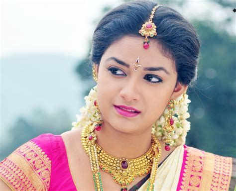 Keerthi Suresh Biography Age Images Movies Dob Height Weight
