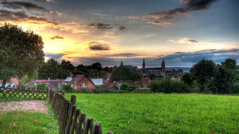 Wallpaper Bamberg Beautiful Scenery Sunset Houses Grass Clouds