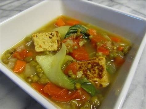 This mung bean soup or ginisang munggo is a filipino favorite that is really healthy and packed with vitamins and lots of. Vegan Filipino Monggo - Mung Bean Soup - YouTube