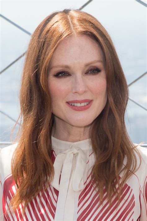 Julianne Moore On Her Greatest Fashion Hits Misses And Hero Pieces