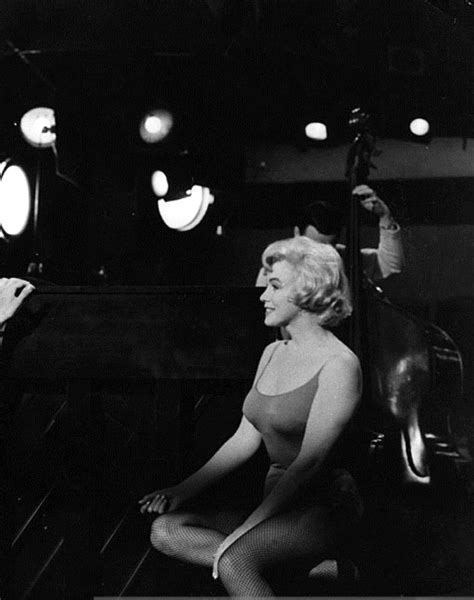 Marilyn Monroe On The Set Of Let S Make Love 1960 Lets Make Love Let It Be Marilyn Monroe