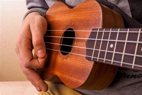 11 Ways To Stop Your Fingers Hurting When Playing Ukulele Fret Expert