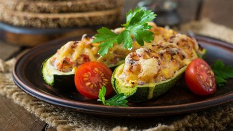 Disfruta De Unas Calabacitas Rellenas Para Una Cena Nutritiva Y Baja En Calor As Gastrolab