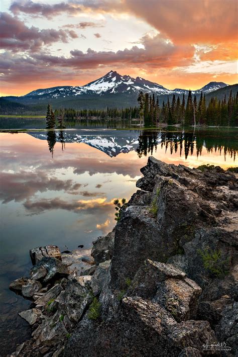 Sparks Lake Sunrise And Broken Top Oregon Photography