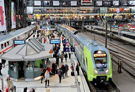 Duitsland Vreest Volle Treinen Maand Lang Per Regionale Trein Voor