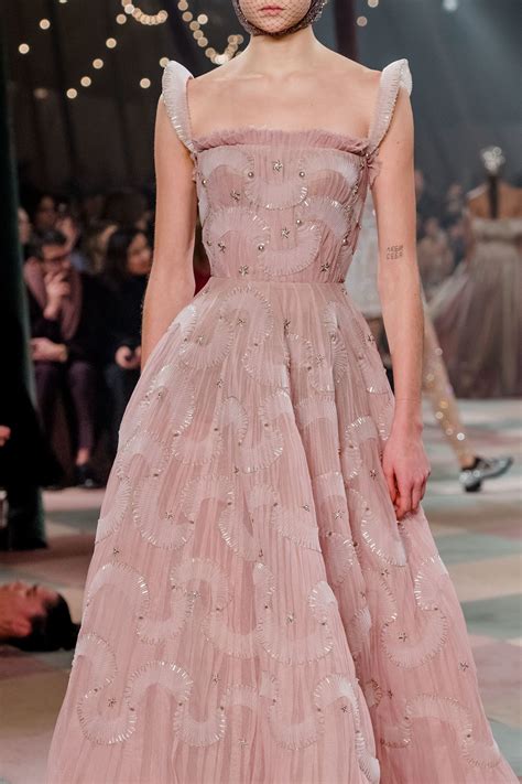 Christian Dior Spring 2019 Couture Collection Vogue Dresses