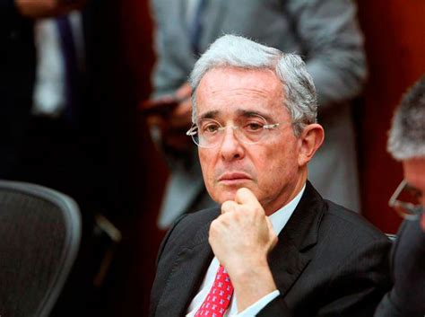 Stream tracks and playlists from alvaro uribe vélez on your desktop. Documentos desclasificados vinculan a Álvaro Uribe con ...