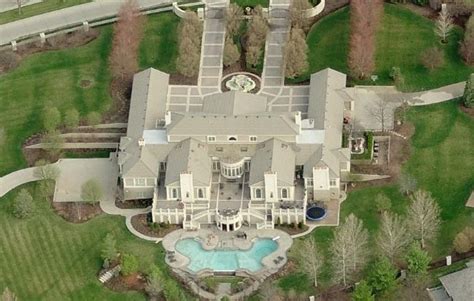 Mansions From Above An Aerial View Of Billionaire Mansions Mansions