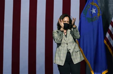 At Drive In Rally In Las Vegas Harris Urges Supporters To Vote Las