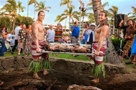 The Top 10 Luaus In Hawaii Oahu Vacation Hawaii Luau Kona Hawaii