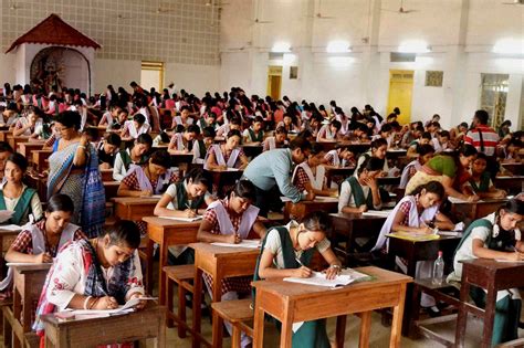 India Education Even Indias Richest States Fail To Give Students More