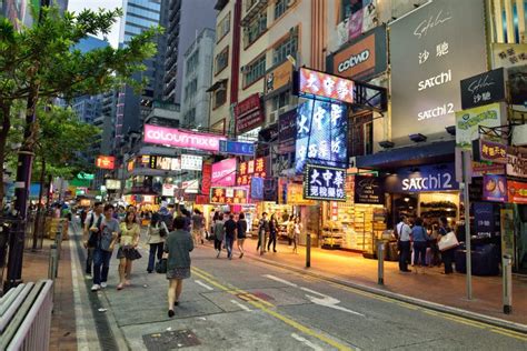 Causeway Bay Hong Kong Editorial Photo Image Of Crowd 35896946