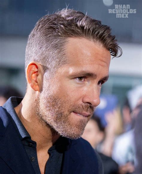This needs to be a permanent gig. Pin By Moaz Shalaby On Hairstyles In 2019 Ryan Reynolds ...