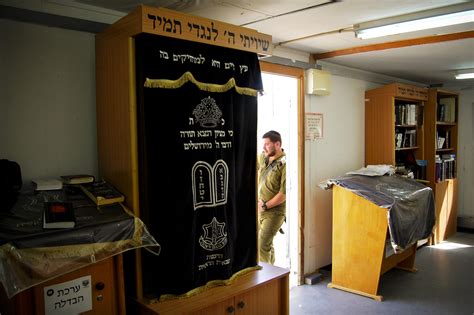 israel s internal battle over ultra orthodox soldiers wgcu news