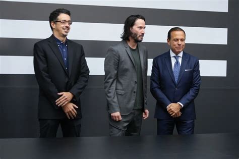 Em Visita Ao Brasil Keanu Reeves Se Reúne Com João Dória Observatório Do Cinema