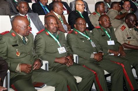 Voz De Angola Presidente Nomeia 62 Generais Para Cargos Nas Forças