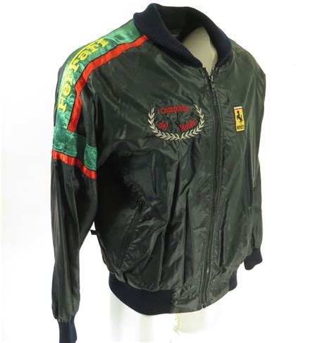 The garment is finished with a metal prancing horse featuring a high quality ruthenium finish. Vintage 80s Ferrari Racing Jacket Mens XL Style Auto Campione Del Mondo Stripes | The Clothing Vault