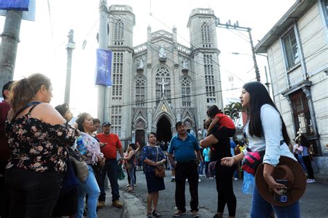 Más De 500000 Turistas Visitaron El Centro Histórico De San Salvador