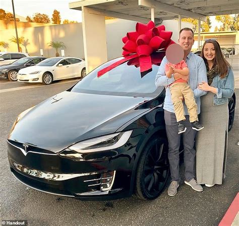 Mother Sues Tesla Saying Her Two Year Old Son Rammed Her With A Model X Daily Mail Online