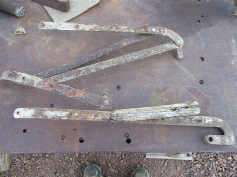 Anyone recognize this roadster top frame? - What is it? - Antique