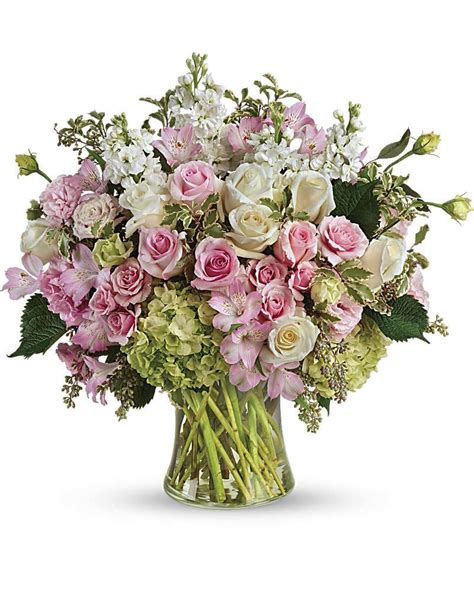 Every member of the collective has pledged to highlight local, seasonal flowers and use sustainable growing and business practices whenever possible. Beautiful Love Bouquet in Jackson, MI | Brown Floral Co. Inc.