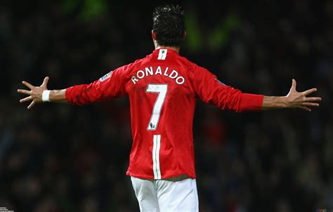 Christiano ronaldo dos santos aveiro plays as the captain of the national team of portugal. What are the best and worst Manchester United Nike kits ...