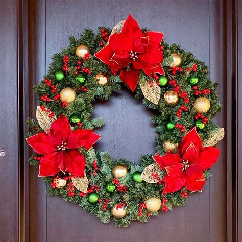 Christmas Poinsettia Wreath Holiday Projects Christmas Poinsettia
