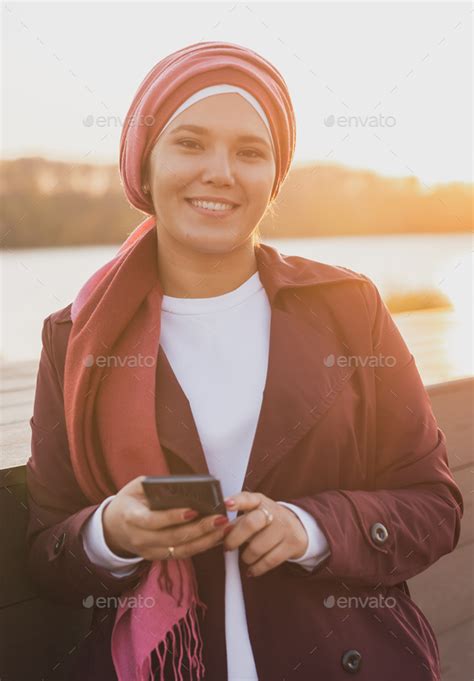 Portrait Muslim Woman Wearing Hijab Using Mobile Phone Outdoor Arabic Woman Wearing Headscarf