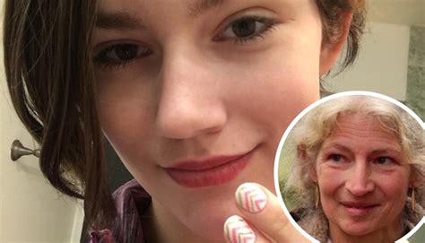 Alaskan Bush Peoples Rain Brown Thanks Mom Ami For Looking After Her