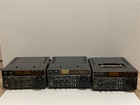 Lot Of 3 Vintage Icom Ham Radio Transceivers Model Ic 211 Ic 551 Ic 701 Ebay