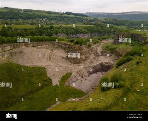 Limestone Quarry Uk High Resolution Stock Photography And Images Alamy