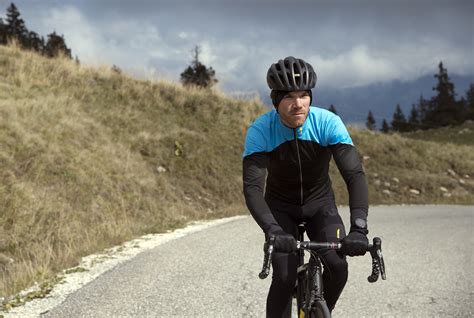 Winter Cycling Requires Right Gear And Attitude Amer Sports