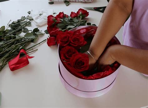 Como Hacer Caja De Rosas Para San Valentin Caja De Rosas Ramos De
