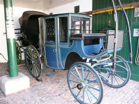 Victorian Brougham Carriage Horse Wagon Old Wagons Carriages