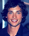 Tom Welling so young on this pic this was taken like 10 years ago. Miss ...